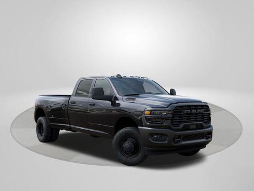 Diamond Black 2026 RAM 3500 Tradesman