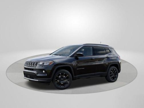 Diamond Black 2026 Jeep Compass Latitude