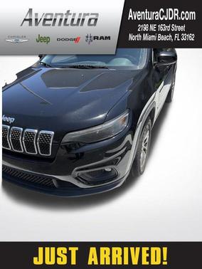 Diamond Black 2019 Jeep Cherokee Latitude Plus
