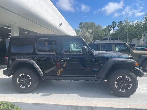 2024 Jeep Wrangler 4xe Rubicon