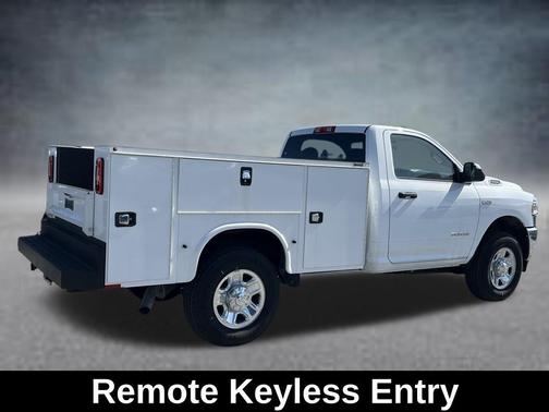 Bright White Clearcoat 2022 RAM 2500 Tradesman