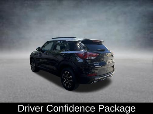 Mosaic Black Metallic 2023 Chevrolet Trailblazer ACTIV