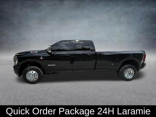Diamond Black 2025 RAM 3500 Laramie