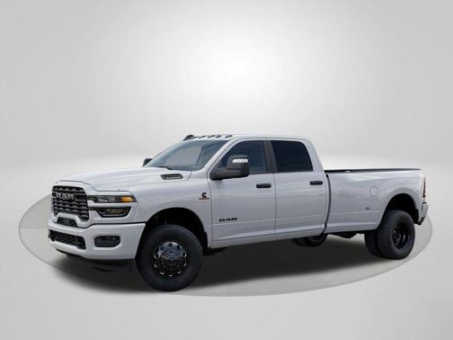 Bright White Clearcoat 2026 RAM 3500 Big Horn