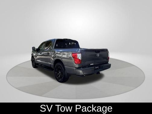 2023 Nissan Titan SV