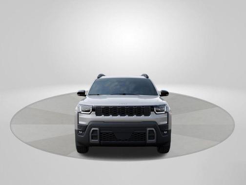 Silver Zynith Clearcoat 2026 Jeep Cherokee LAREDO/LIMITED