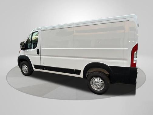 2026 RAM ProMaster 1500 Low Roof