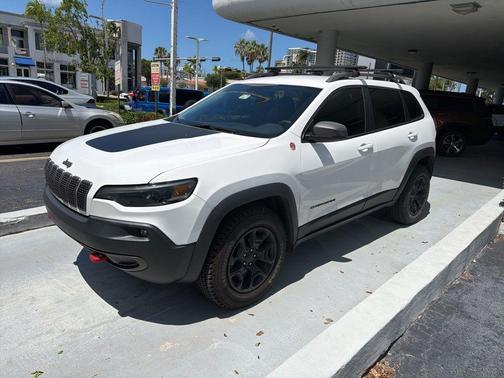 Bright White Clearcoat 2021 Jeep Cherokee Trailhawk