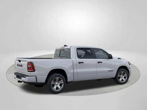 Bright White Clearcoat 2026 RAM 1500 Express