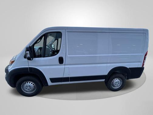 2026 RAM ProMaster 1500 Low Roof