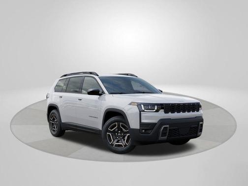 Bright White Clearcoat 2026 Jeep Cherokee LAREDO/LIMITED