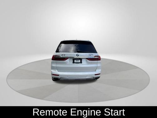 Mineral White Metallic 2020 BMW X7 xDrive40i
