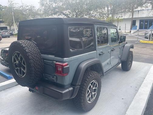 2024 Jeep Wrangler Rubicon