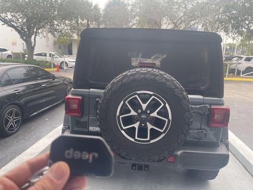 2024 Jeep Wrangler Rubicon