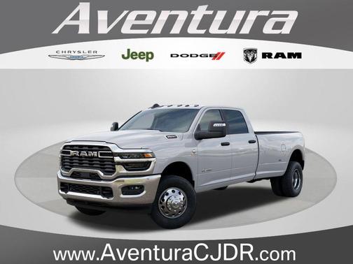Bright White Clearcoat 2026 RAM 3500 Big Horn