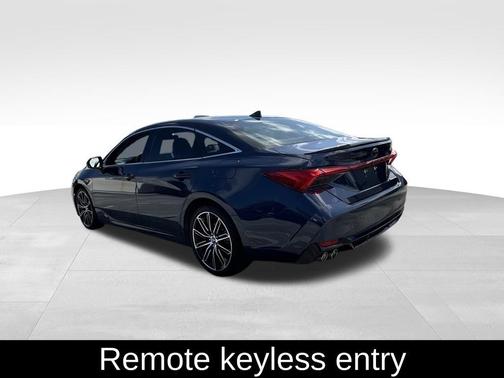 2019 Toyota Avalon XLE Touring