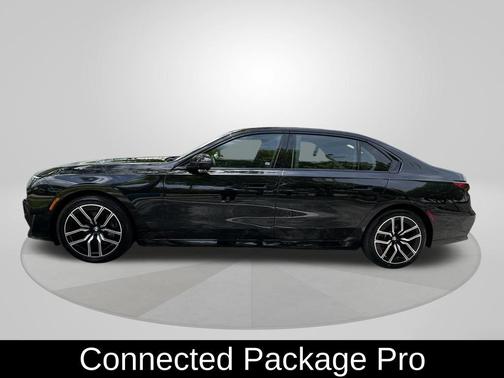 Black Sapphire Metallic 2025 BMW 740 i xDrive