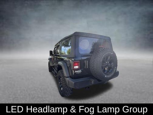 Black Clearcoat 2022 Jeep Wrangler Unlimited Sport