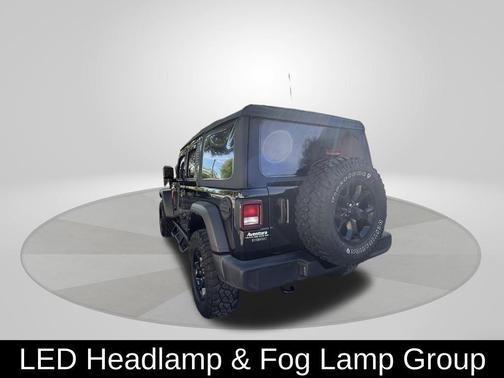 Black Clearcoat 2022 Jeep Wrangler Unlimited Sport