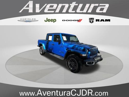 2022 Jeep Gladiator Sport