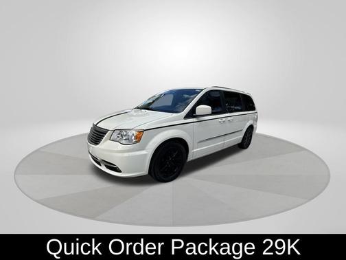 2013 Chrysler Town & Country Touring