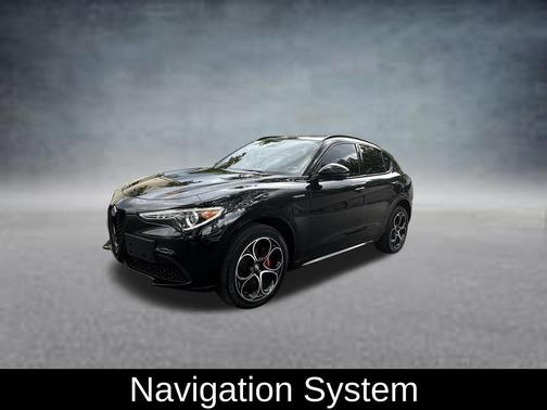 Vulcano Black Metallic 2022 Alfa Romeo Stelvio Veloce