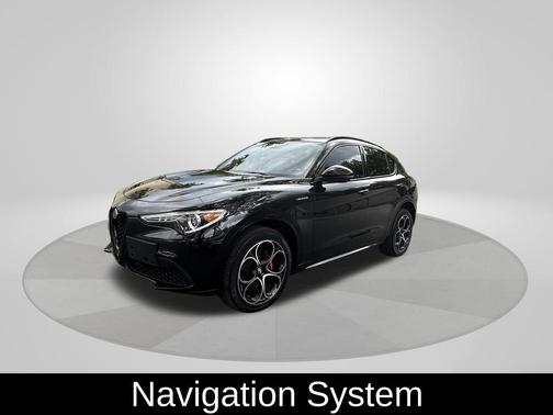 Vulcano Black Metallic 2022 Alfa Romeo Stelvio Veloce