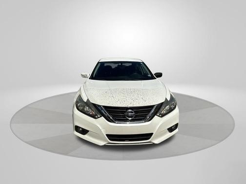 2016 Nissan Altima 2.5 SR