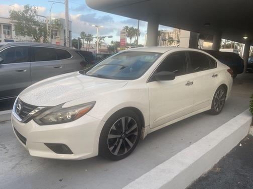 2016 Nissan Altima 2.5 SR