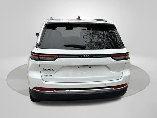 2023 Jeep Grand Cherokee 4xe Base