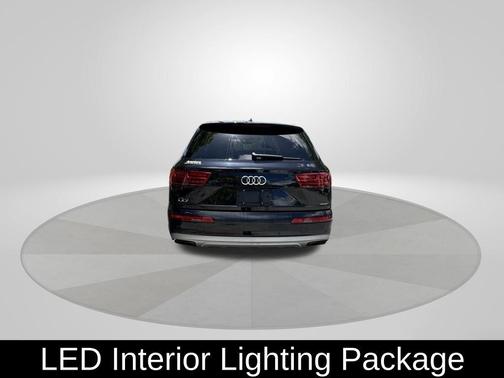 Orca Black Metallic 2019 Audi Q7 45 Premium Plus