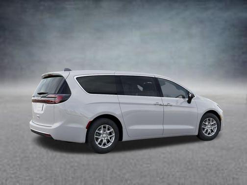 PW7 2027 Chrysler Pacifica SELECT