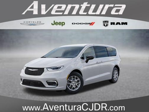 Bright White Clearcoat 2026 Chrysler Pacifica Select