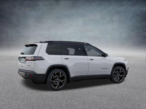 Bright White Clearcoat 2026 Jeep Cherokee Overland