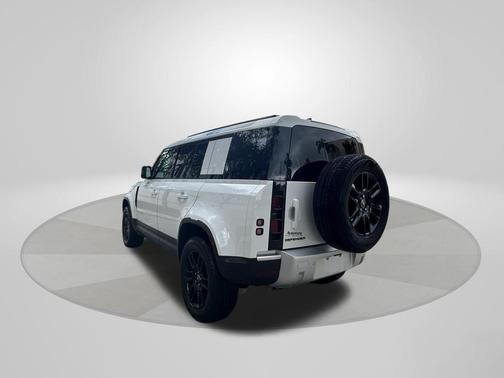 Fuji White 2025 Land Rover Defender P300
