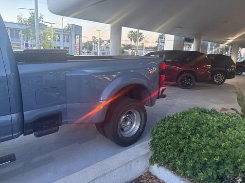 2023 Ford F-350 Lariat Super Duty