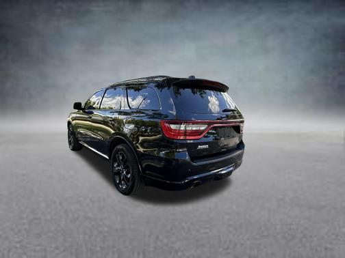 DB Black Crystal Clearcoat 2023 Dodge Durango R/T