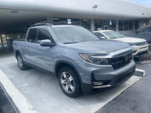 Gray 2024 Honda Ridgeline RTL