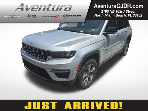 Silver Zynith 2023 Jeep Grand Cherokee 4xe Base