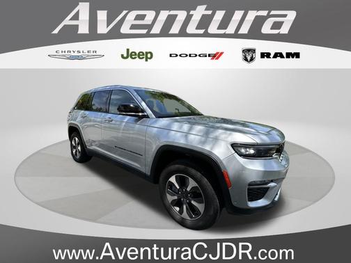 Silver Zynith 2023 Jeep Grand Cherokee 4xe Base