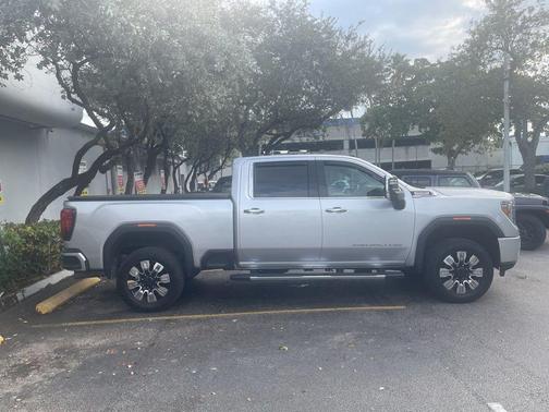 2021 GMC Sierra 2500 Denali