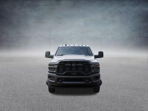 Bright White Clearcoat 2026 RAM 3500 Tradesman/Big Horn