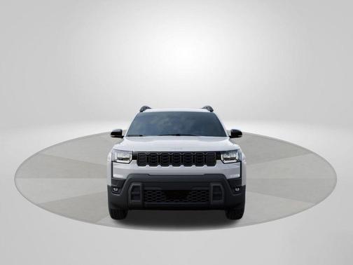 Bright White Clearcoat 2026 Jeep Cherokee LAREDO/LIMITED