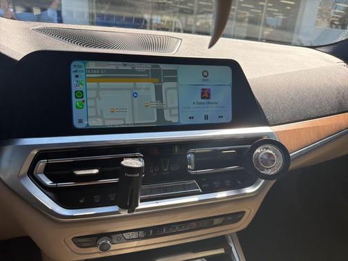 2019 BMW 330 i xDrive