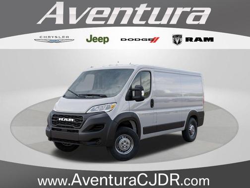 Bright White Clearcoat 2026 RAM ProMaster 1500 Low Roof