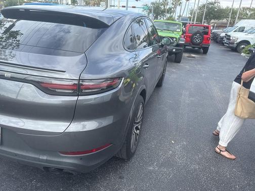 2021 Porsche Cayenne AWD