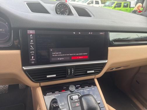 2021 Porsche Cayenne AWD