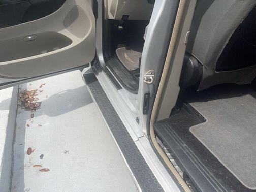 2011 Chrysler Town & Country Touring