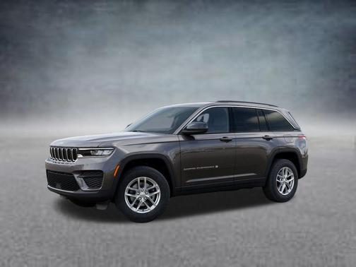 Metallic 2026 Jeep Grand Cherokee Laredo X