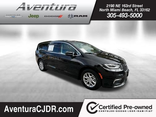 Diamond Black 2024 Chrysler Pacifica Touring-L